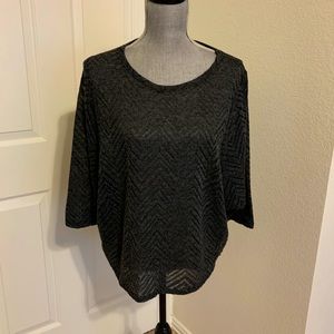 Contemporary Style Signature Studio Top